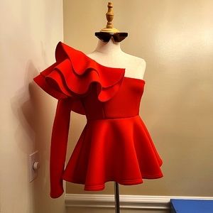 Red peplum, one shoulder top ✨️